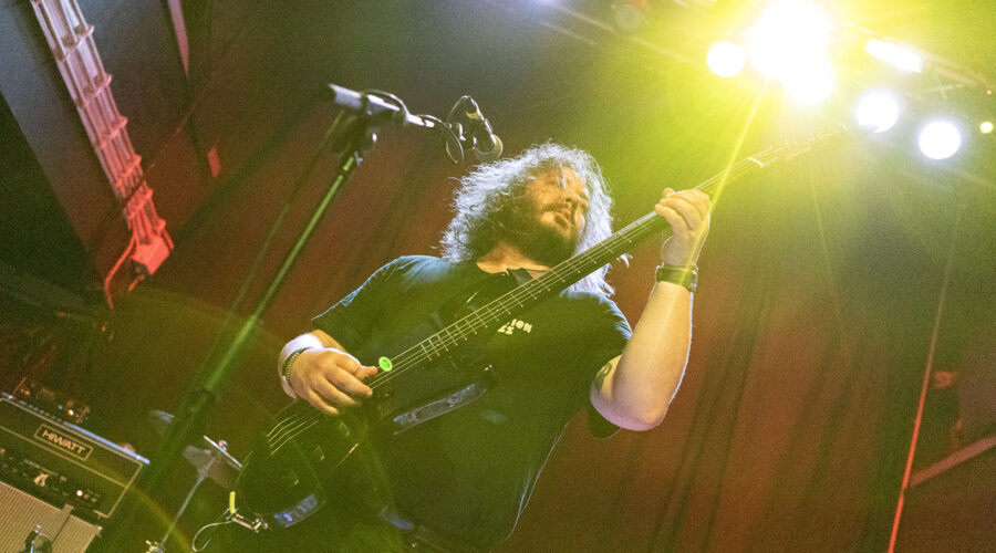 Merged In Rainy Dreams: Elder live at RCA Club, Lisbon