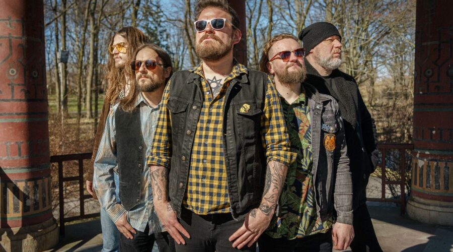 Weedpecker announce new record, V, out on February 27th via Heavy Psych Sounds